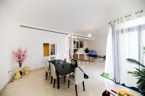 Снять в аренду виллу в Palma Residences, Пальма Джумейра, Дубай: 5 спален, 325м², № 121594 - фото 6
