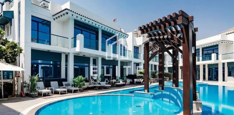 Villa à Palma Residences, Palm Jumeirah, Dubai, 4 chambres, 357 m², № 121593
