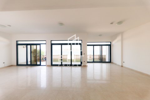 Villa à Palma Residences, Palm Jumeirah, Dubai, 5 chambres, 314 m², № 121592 - photo 6
