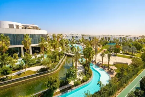 Villa in Palm Jumeirah, Dubai 4 bedrooms, 498 sq.m. № 112057