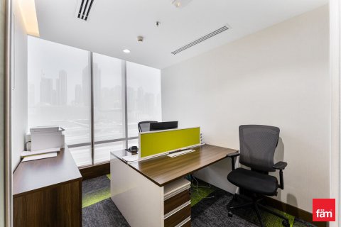 Oficina en Dubai, 451.3 m², № 115083 - foto 2