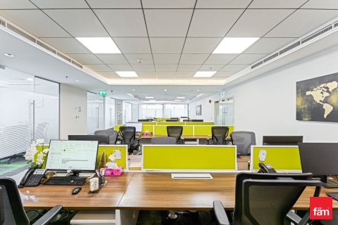 Oficina en Dubai, 451.3 m², № 115083 - foto 19