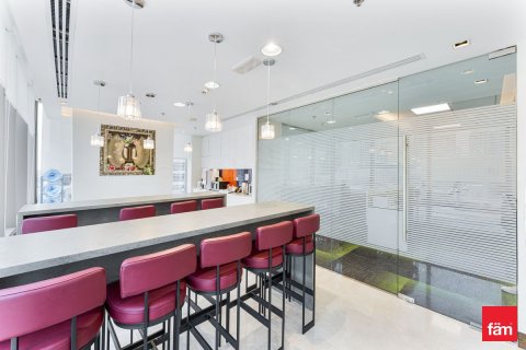 Oficina en Dubai, 451.3 m², № 115083 - foto 10