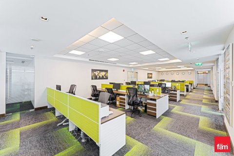 Oficina en Dubai, 451.3 m², № 115083 - foto 7