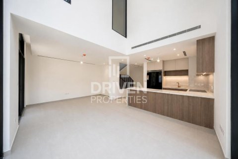 Таунхаус в Мудоне, Дубай, 4 спальни, 262.92м², № 134202
