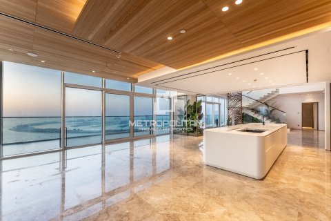 Apartment in 1 JBR, Jumeirah Beach Residence, Dubai 5 bedrooms, 963 sq.m. № 72720 - photo 8