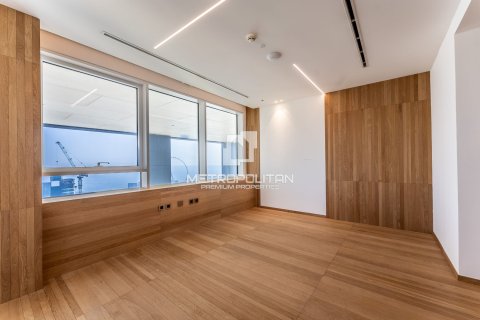 Apartment in 1 JBR, Jumeirah Beach Residence, Dubai 5 bedrooms, 963 sq.m. № 72720 - photo 17