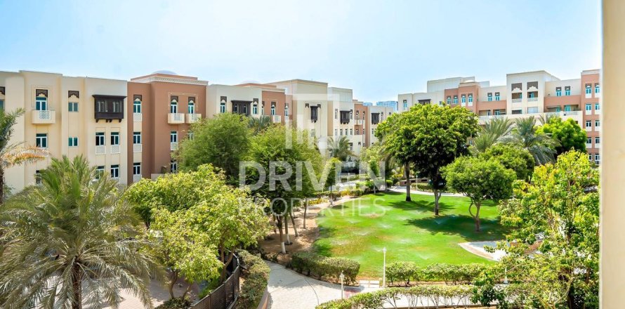 Квартира в Al Furjan, Дубай, 3 спальни, 184.78м², № 143016