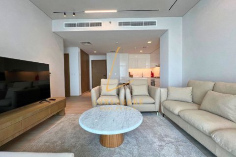 Квартира в Дубае, 2 спальни, 110м², № 141562