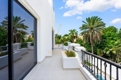 Villa in Jasmine Leaf, Al Barari, Dubai 6 bedrooms, 1903 sq.m. № 141557 - photo 19