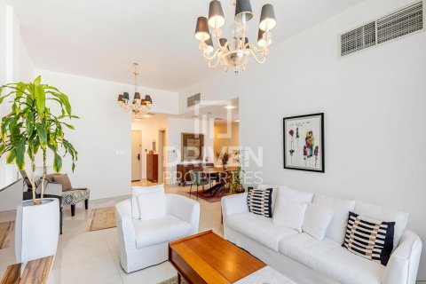 Снять в аренду пентхаус в Meydan, Дубай: 2 спальни, 206.15м², № 128474 - фото 3