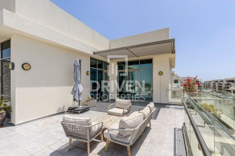 Снять в аренду пентхаус в Meydan, Дубай: 2 спальни, 206.15м², № 128474 - фото 7