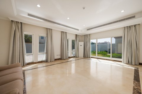 فيلا في البرشاء, دبي 6 غرف نوم , 929.03 م² رقم 142060 - صورة 8