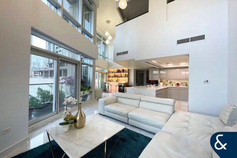 Apartamento en Downtown Dubai (Downtown Burj Dubai), Dubai, 3 dormitorios, 348 m², № 88888