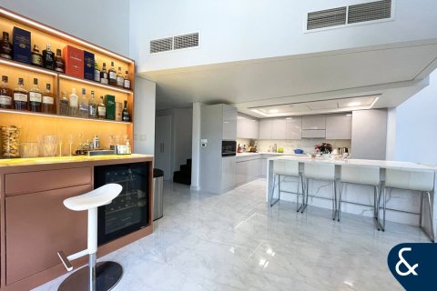 Apartment in Downtown Dubai (Downtown Burj Dubai), Dubai 3 bedrooms, 348 sq.m. № 88888 - photo 6