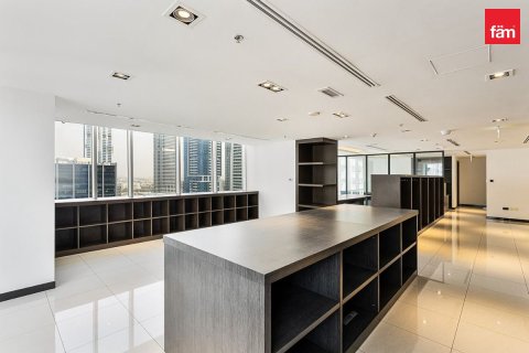 Bureau à Dubai, 229.9 m², № 118759