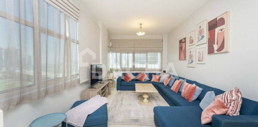 Квартира в Dubai Sports City, Дубай, 2 спальни, 147м², № 109791