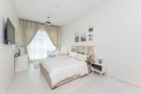 Купить квартиру в Dubai Sports City, Дубай: 2 спальни, 136м², № 109793 - фото 25