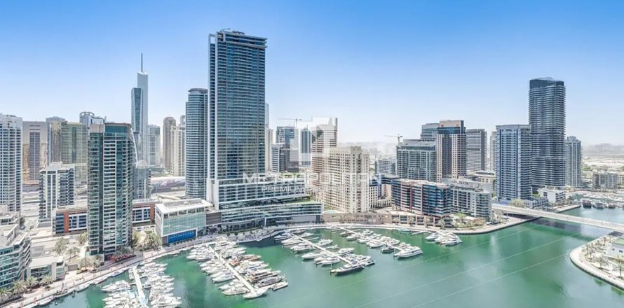 Apartment in Marina Promenade, Dubai Marina, Dubai 3 bedrooms, 195 sq.m. № 73647