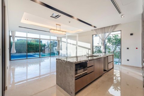 Villa en Golf Place, Dubai Hills Estate, Dubai, 4 dormitorios, 691.01 m², № 142521 - foto 13