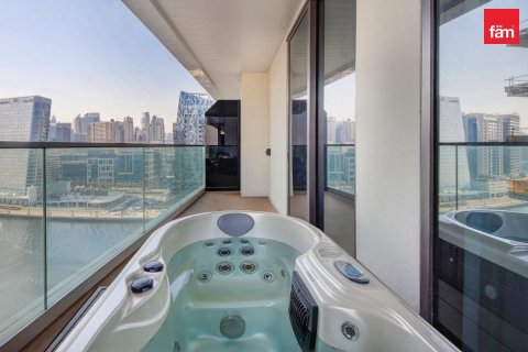 Appartement à Business Bay, Dubai, 1 chambre, 140.6 m², № 135242 - photo 8