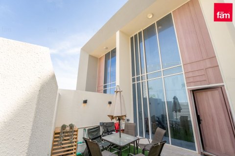 Adosado en Dubai, 1 dormitorio, 59.3 m², № 135241 - foto 4