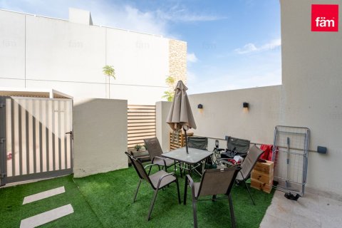 Adosado en Dubai, 1 dormitorio, 59.3 m², № 135241 - foto 5