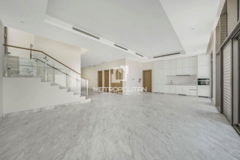 Villa in District One, Mohammed Bin Rashid City, Dubai 4 bedrooms, 627 sq.m. № 73368 - photo 11