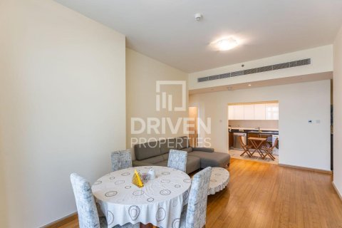 Снять в аренду квартиру в Marina Arcade Tower, Дубай Марина, Дубай: 2 спальни, 115.48м², № 129821 - фото 13