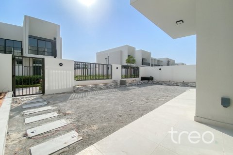Townhouse in Town Square, Dubai 4 bedrooms, 210.33 sq.m. № 139946 - photo 2