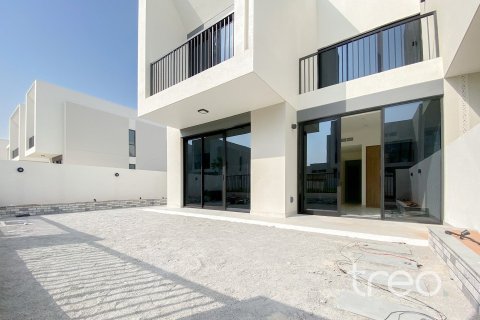 Townhouse in Town Square, Dubai 4 bedrooms, 210.33 sq.m. № 139946
