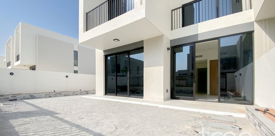 Townhouse in Town Square, Dubai 4 bedrooms, 210.33 sq.m. № 139946