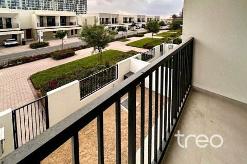 Adosado en Town Square, Dubai, 3 dormitorios, 188.96 m², № 139950 - foto 8