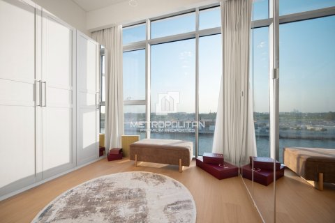 Квартира в Аль-Васле, Дубай, 3 спальни, 174м², № 73995