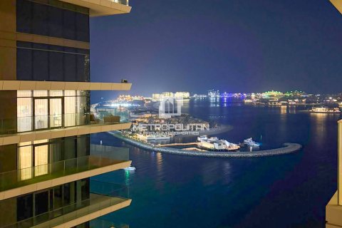 Квартира в EMAAR Beachfront, Dubai Harbour, Дубай, 2 спальни, 103м², № 73986