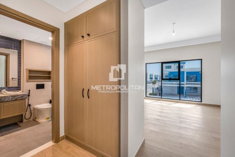 Townhouse in Damac Lagoons, Dubai 5 bedrooms, 288 sq.m. № 73987 - photo 8