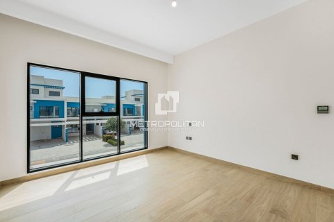 Townhouse in Damac Lagoons, Dubai 5 bedrooms, 288 sq.m. № 73987 - photo 11