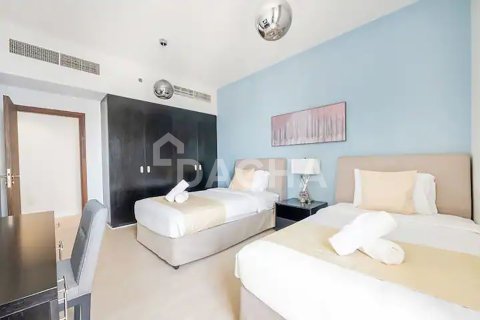 Apartamento en Shams, Jumeirah Beach Residence, Dubai, 2 dormitorios, 128 m², № 133266 - foto 5