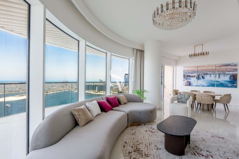 Apartment in EMAAR Beachfront, Dubai Harbour, Dubai 3 bedrooms, 211 sq.m. № 109028 - photo 10