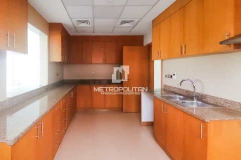 Villa en Nadd Al Sheba, Dubai, 4 dormitorios, 354 m², № 73891 - foto 6