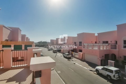 Villa en Nadd Al Sheba, Dubai, 4 dormitorios, 354 m², № 73891 - foto 28