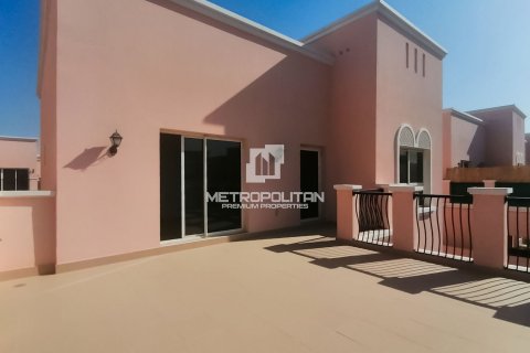 Villa en Nadd Al Sheba, Dubai, 4 dormitorios, 354 m², № 73891 - foto 27