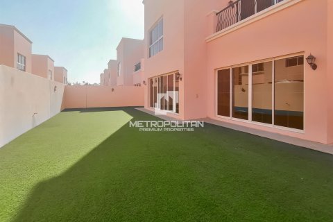Villa en Nadd Al Sheba, Dubai, 4 dormitorios, 354 m², № 73891 - foto 18