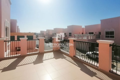 Villa en Nadd Al Sheba, Dubai, 4 dormitorios, 354 m², № 73891 - foto 26