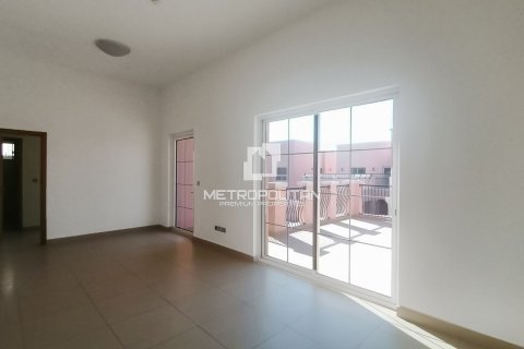 Villa en Nadd Al Sheba, Dubai, 4 dormitorios, 354 m², № 73891 - foto 13