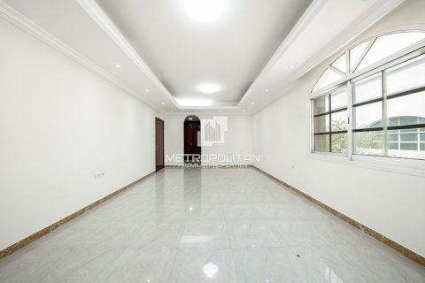 Villa en Al Barsha, Dubai, 9 dormitorios, 762 m², № 73514 - foto 11