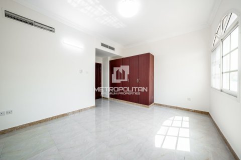 Villa en Al Barsha, Dubai, 9 dormitorios, 762 m², № 73514 - foto 15