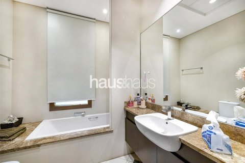 Villa in Meydan, Dubai 5 bedrooms, 915 sq.m. № 43373 - photo 19