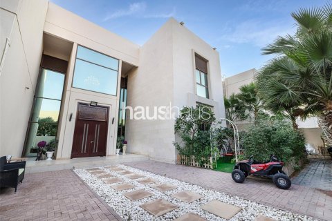 Villa in Meydan, Dubai 5 bedrooms, 915 sq.m. № 43373 - photo 29