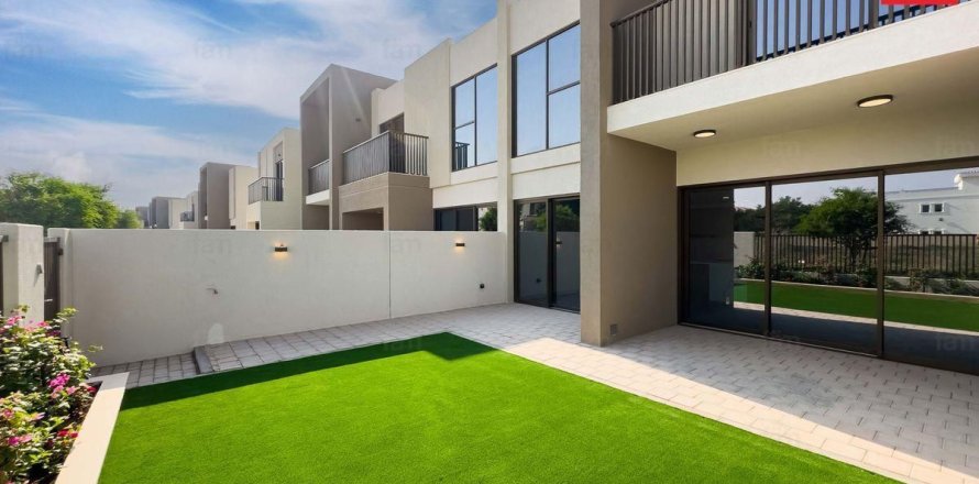 Maison de ville à Dubai, 3 chambres, 181.1 m², № 133072
